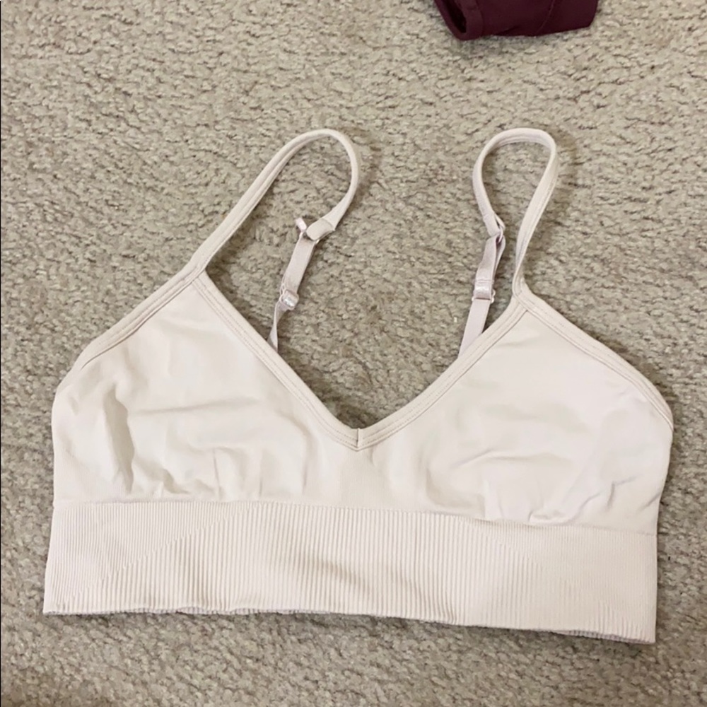 Lululemon Ebb to Street bra